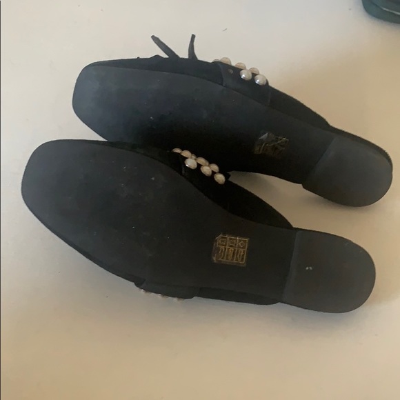 Jeffrey Campbell Black Suede Pearl Stud Mules - Picture 4 of 4